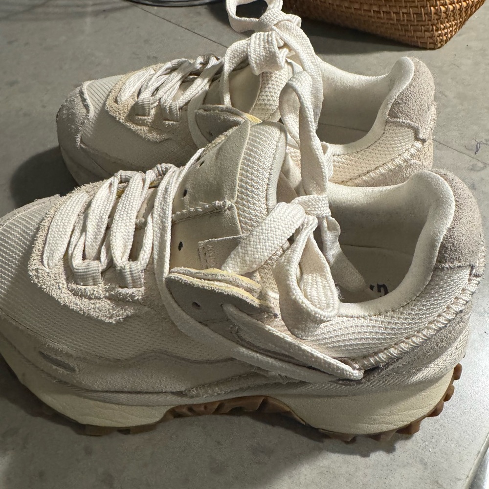 uggsSneakers - Picture 2 of 12